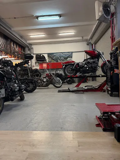 Any Moto Garage